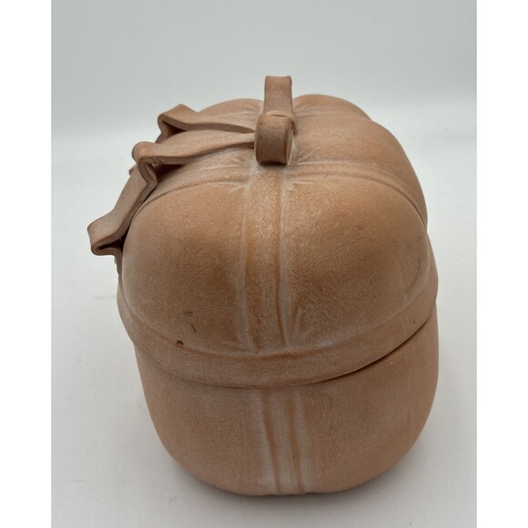 Vintage Terracotta Clay Baking Dish With Bow On Lid - Picture 2 of 10